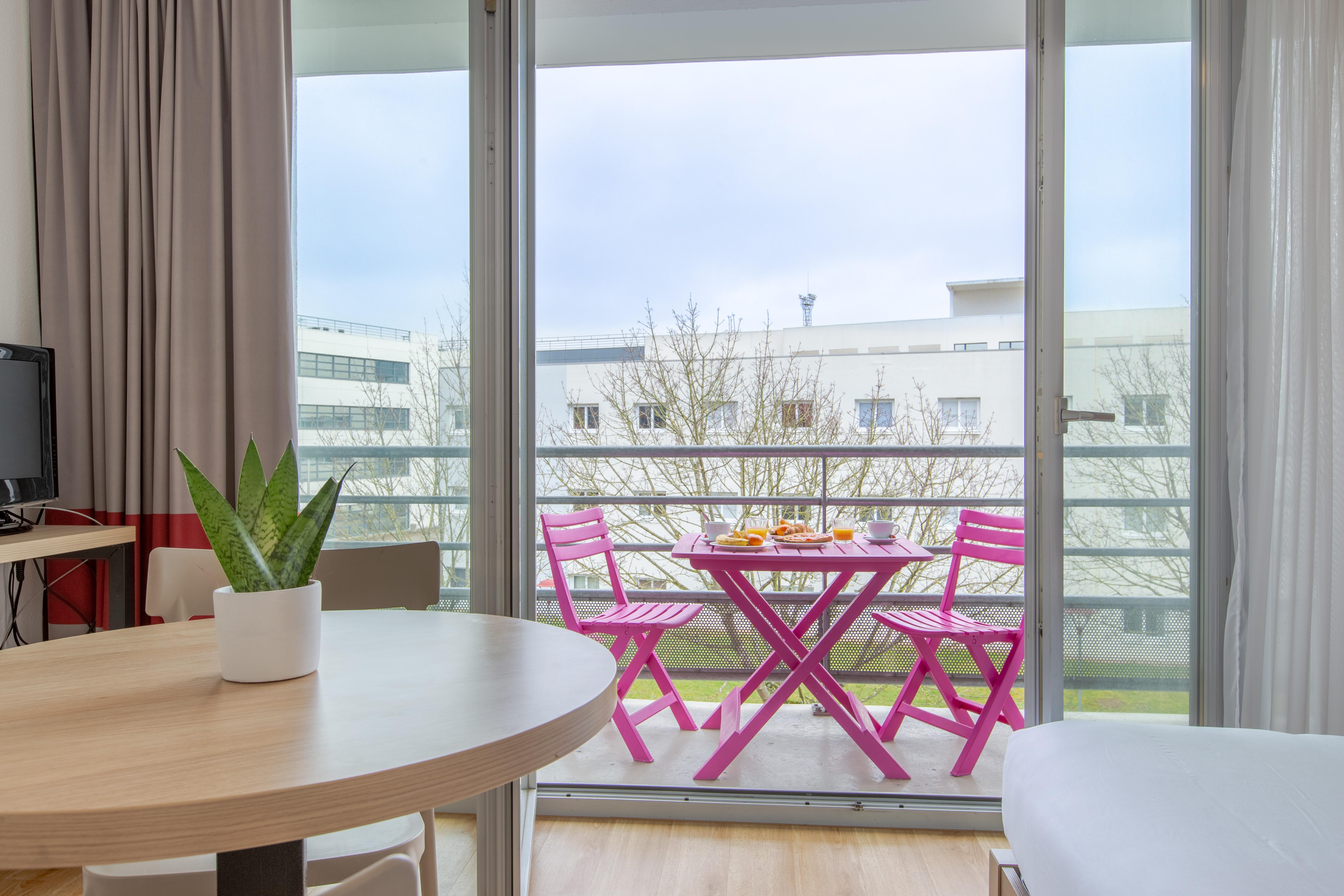 Comfort Aparthotel Le Mans Exterior foto